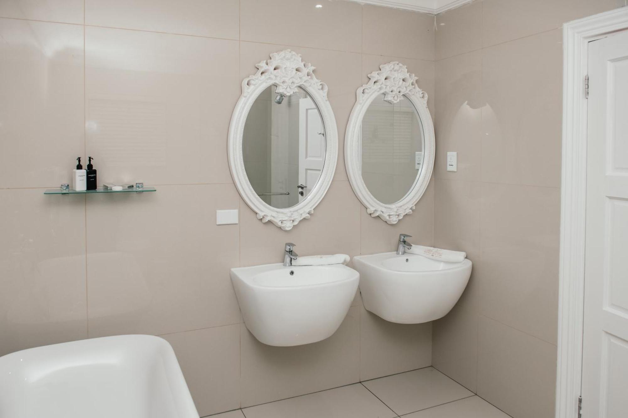 Honeymoon Suite Sea View